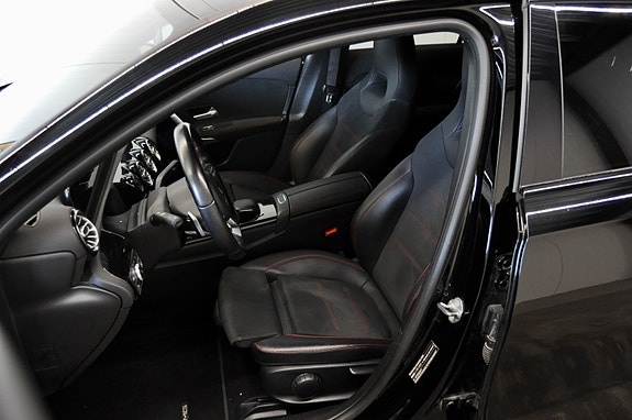 Mercedes-Benz A250 e 10 of 20