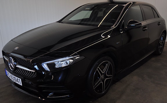 Mercedes-Benz A250 e 4 of 20