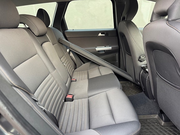 Volvo V50 22 of 30