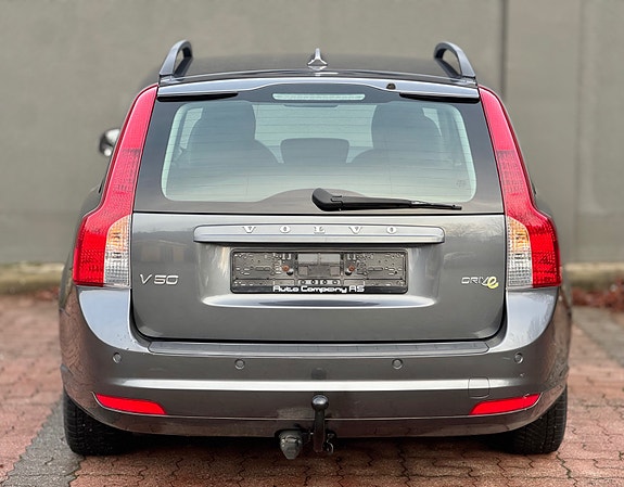 Volvo V50 15 of 30