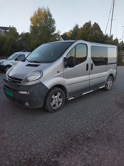 Opel Vivaro 12 of 30