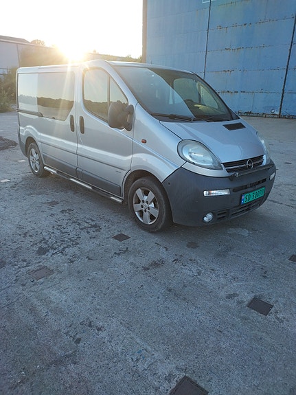 Opel Vivaro 7 of 30
