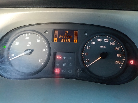 Opel Vivaro 20 of 30