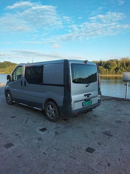 Opel Vivaro 9 of 30