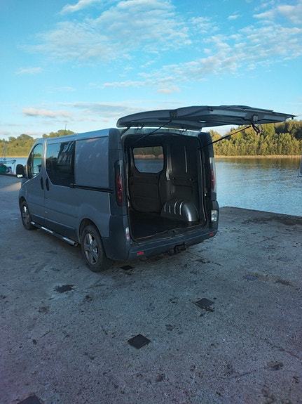 Opel Vivaro 14 of 30