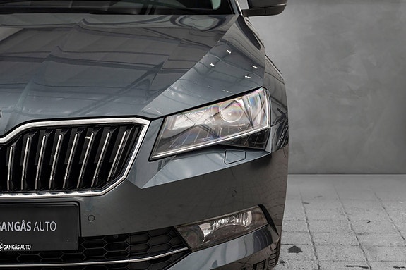 Skoda Superb 4 of 23