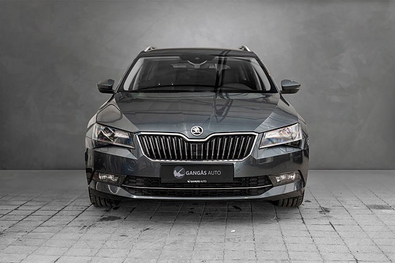 Skoda Superb 3 of 23