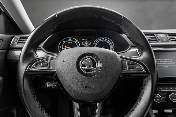 Skoda Superb 10 of 23