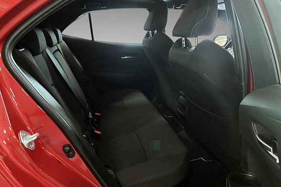 Toyota Corolla 12 of 16