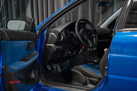 Subaru Impreza 23 of 30