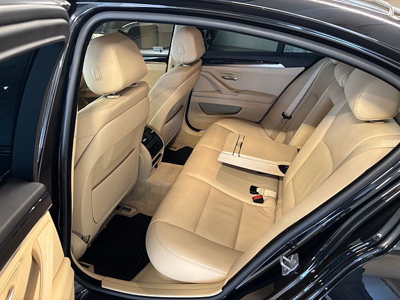 BMW 525d 9 of 30