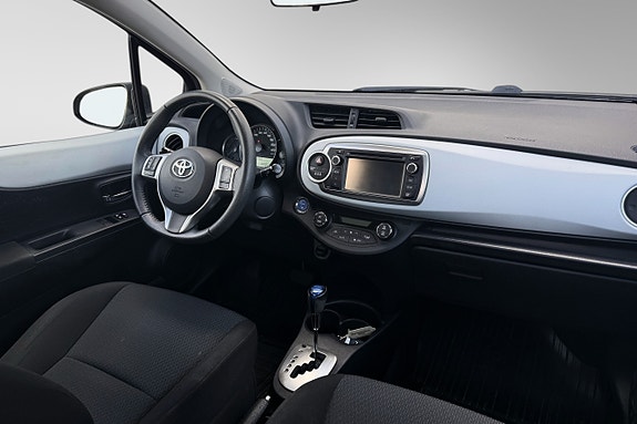 Toyota Yaris 19 of 30