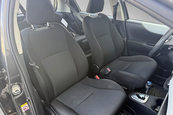 Toyota Yaris 21 of 30
