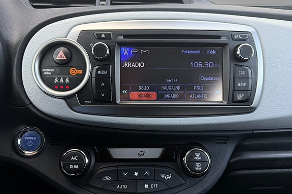 Toyota Yaris 29 of 30