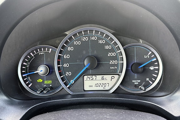 Toyota Yaris 28 of 30