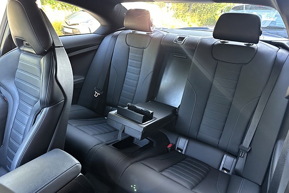 BMW M240i 11 of 30