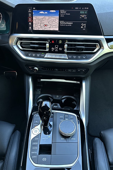BMW M240i 21 of 30