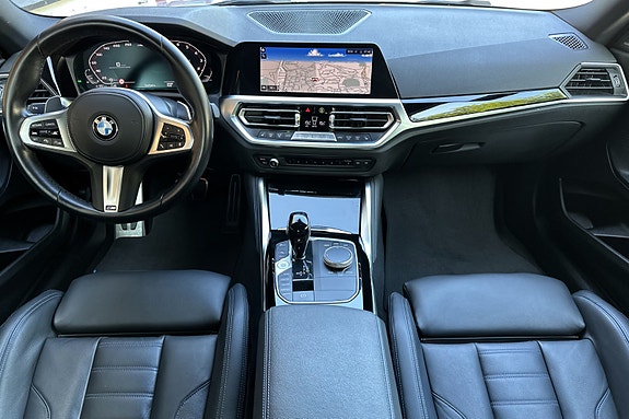 BMW M240i 12 of 30
