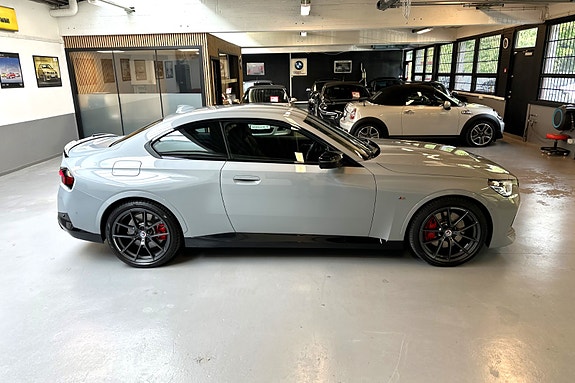 BMW M240i 6 of 30