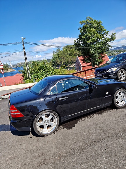 Mercedes-Benz SLK230 11 of 15