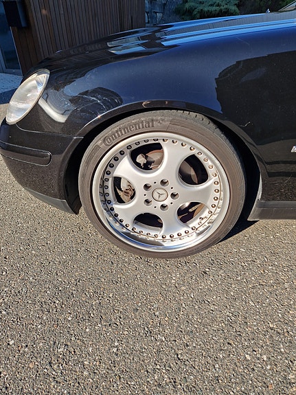 Mercedes-Benz SLK230 8 of 15