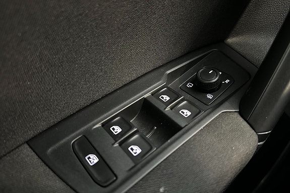 Volkswagen Tiguan 17 of 24