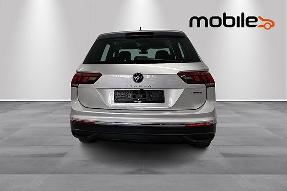 Volkswagen Tiguan 4 of 24