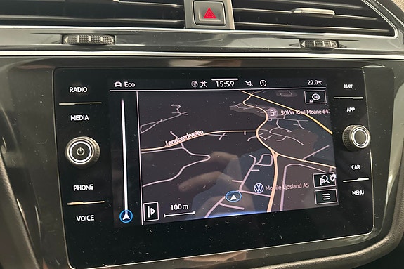Volkswagen Tiguan 12 of 24
