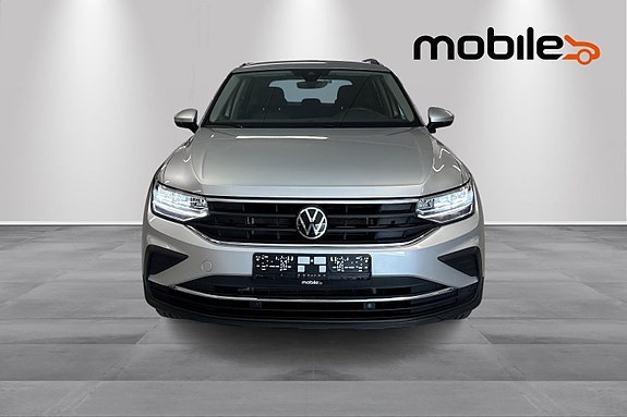 Volkswagen Tiguan 18 of 24