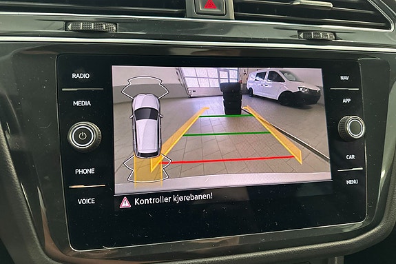 Volkswagen Tiguan 13 of 24