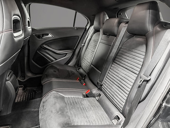 Mercedes-Benz A180 22 of 30
