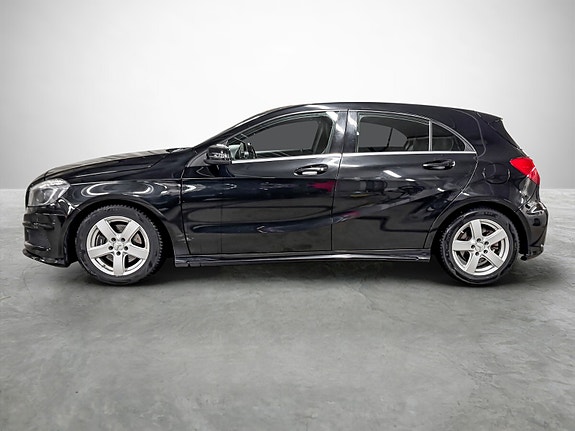 Mercedes-Benz A180 2 of 30