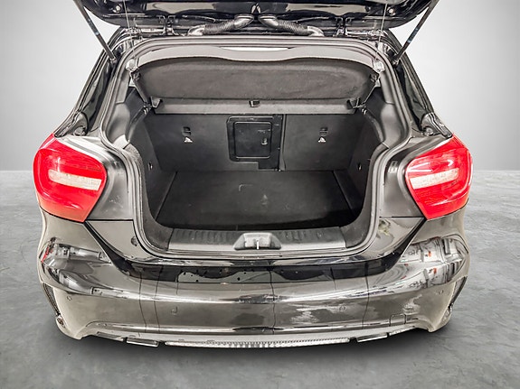 Mercedes-Benz A180 26 of 30