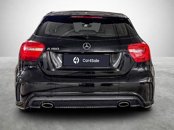 Mercedes-Benz A180 4 of 30