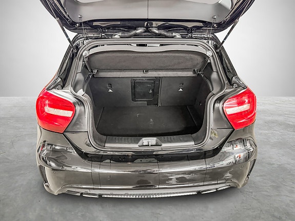 Mercedes-Benz A180 25 of 30