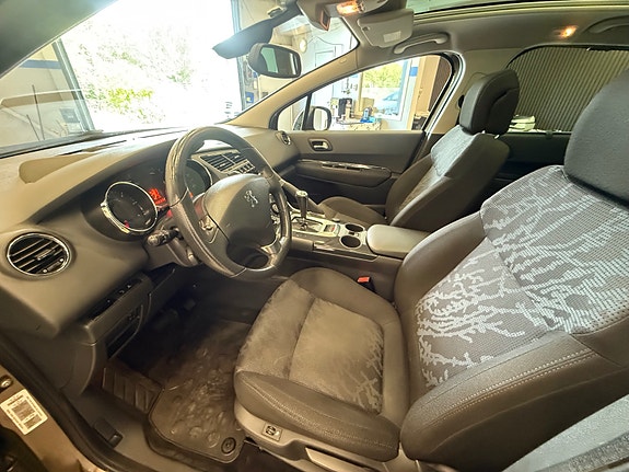 Peugeot 3008 13 of 22