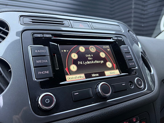 Volkswagen Tiguan 18 of 30