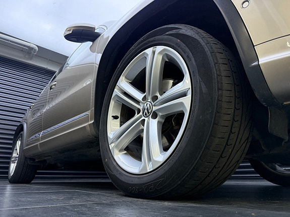 Volkswagen Tiguan 8 of 30