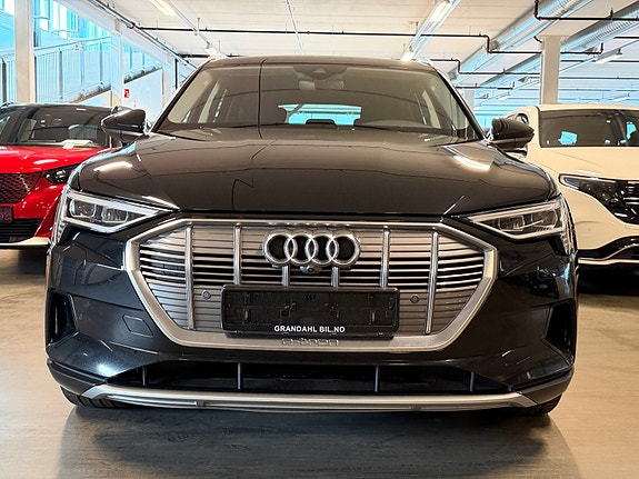 Audi e-tron 3 of 24