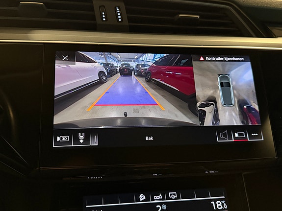 Audi e-tron 14 of 24