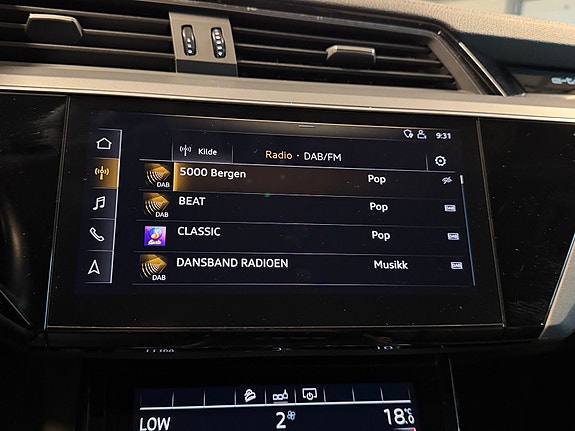 Audi e-tron 16 of 24