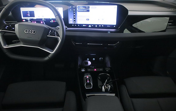 Audi Q6 e-tron 14 of 19