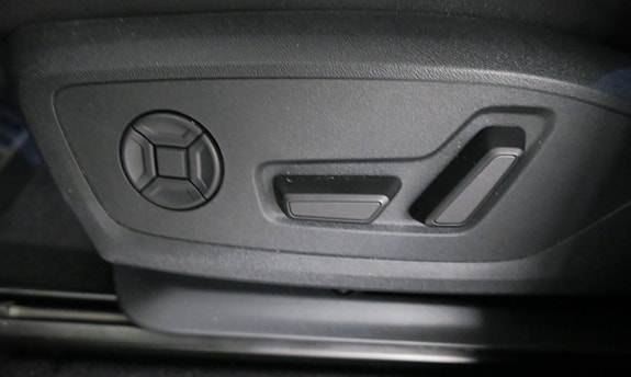 Audi Q6 e-tron 10 of 19