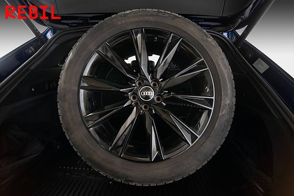 Audi e-tron 24 of 27