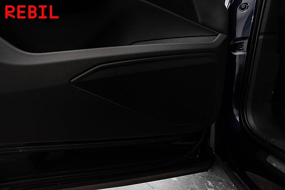 Audi e-tron 22 of 27