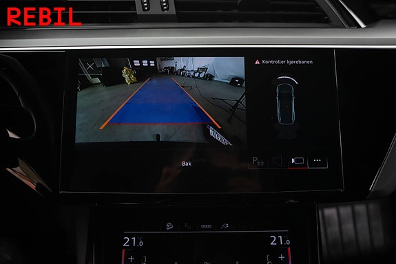 Audi e-tron 16 of 27