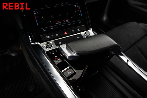 Audi e-tron 21 of 27