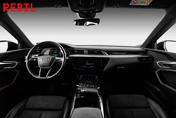 Audi e-tron 12 of 27