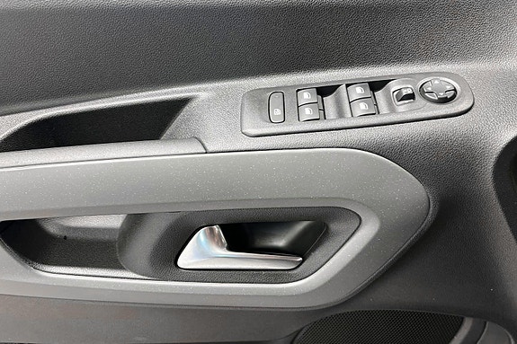 Citroen Berlingo 17 of 28