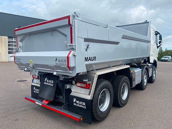 Volvo FH 540 8x4 Dumper med Maur kasse. 3 of 20